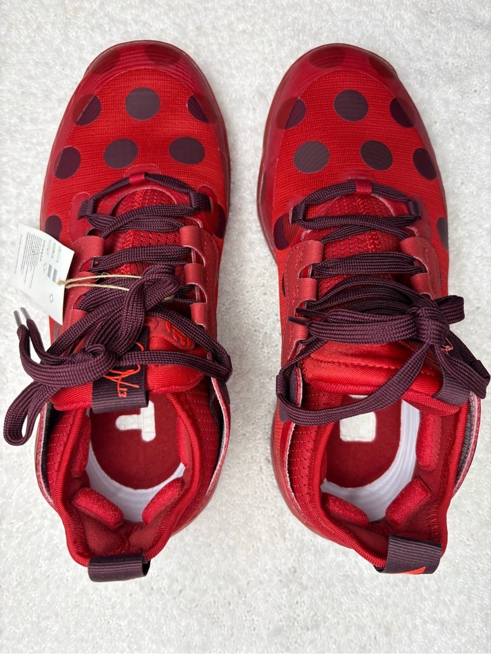 NWT adidas Harden Volume 5 FutureNatural Basketball Shoes.
Size: 8(M)/9(W)